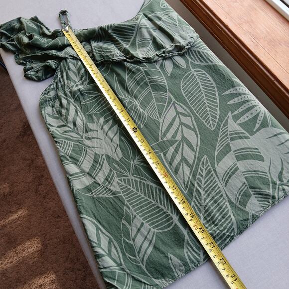 Old Navy Ruffled Cold Shoulder Cami Top XL green palm adjustable straps tropical - Picture 14 of 15